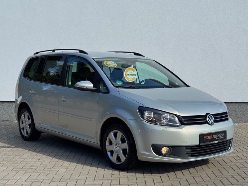 Silber Gebraucht 2010 VW Touran Comfortline Van / Kleinbus | 7.490 € (Etwas zu teuer) - Bild 1/4