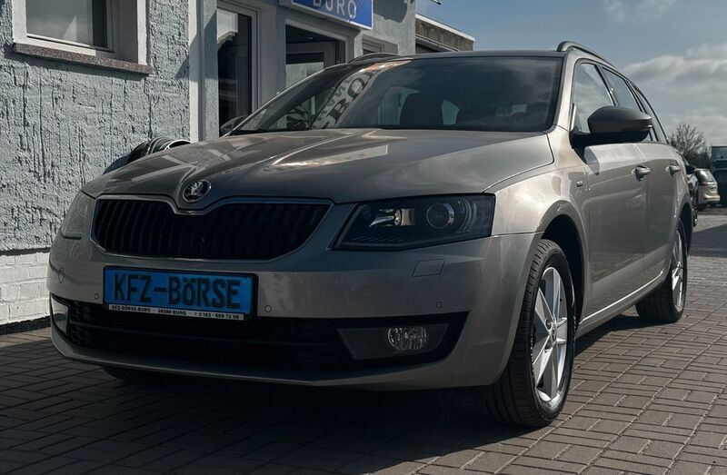 Beige Gebraucht 2016 Skoda Octavia Kombi | 15.900 € (Teuer) - Bild 1/4