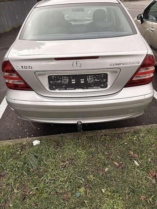 Gebraucht Mercedes C180 Classic 143 PS (105 kW) 2004 Limousine