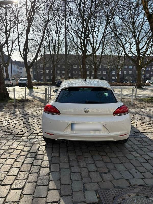 Gebraucht VW Scirocco 122 PS (89 kW) 2011 Weiß Coupé