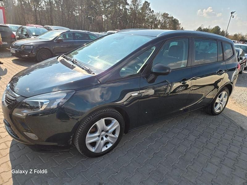 Gebraucht Opel Zafira Edition 140 PS (102 kW) 2016 Grün Van / Kleinbus