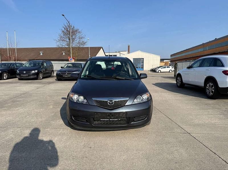 Gebraucht Mazda 2 Active 80 PS (58 kW) 2007 Amarograu metallic Kleinwagen