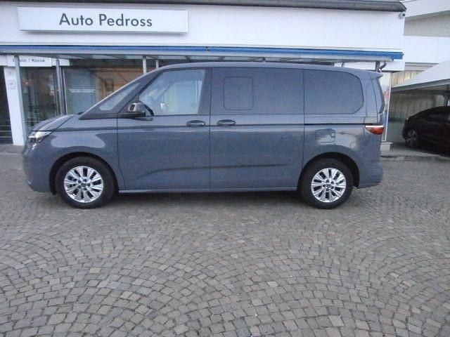 Gebraucht VW Multivan 150 PS (110 kW) 2025 Grau Van