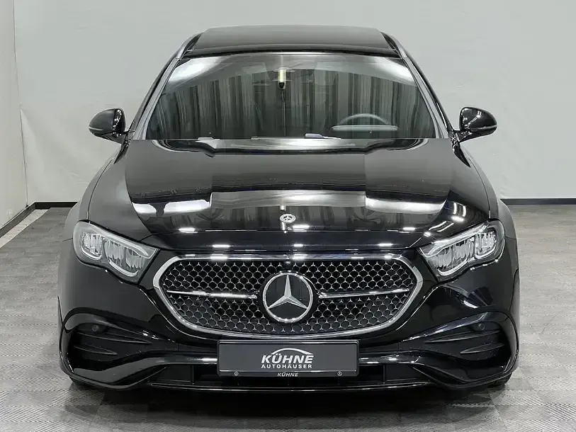 Gebraucht Mercedes E220 AMG 197 PS (144 kW) 2025 Schwarz, Kombi