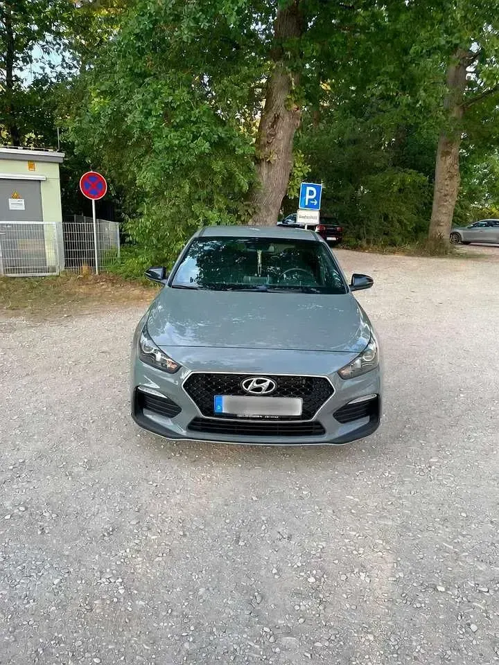 Gebraucht Hyundai i30 N Line 120 PS (88 kW) 2019 Grau Kleinwagen