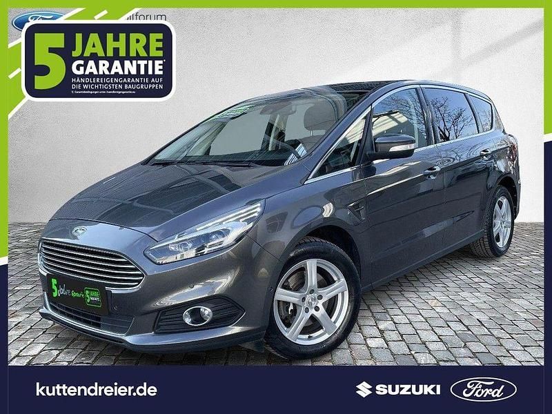 Gebraucht Ford S-MAX Titanium 150 PS (110 kW) 2017 Magneticgrau (metallic) Van / Kleinbus
