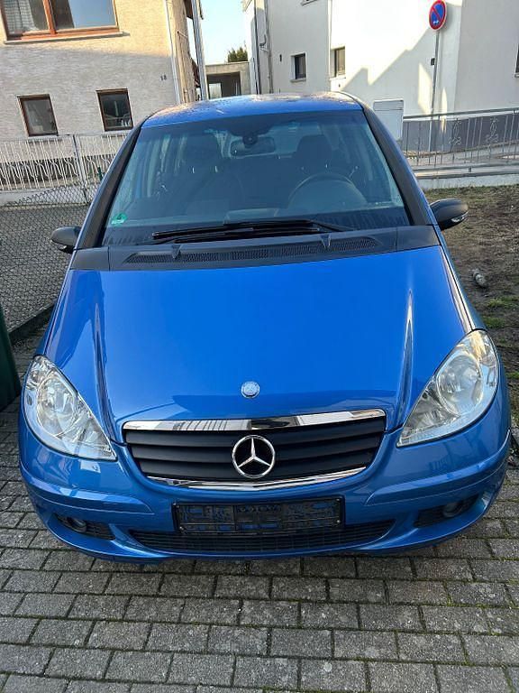 Blau Gebraucht 2007 Mercedes A150 Classic Limousine | 2.300 € (Superpreis) - Bild 1/4