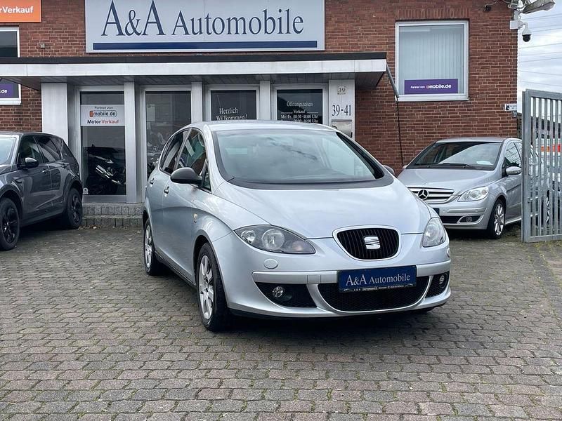 Silber Gebraucht 2006 Seat Altea Limousine | 2.490 € (Fairer Preis) - Bild 1/4