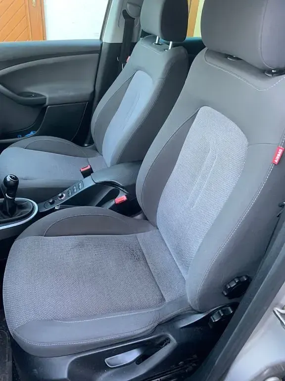 Używany Seat Altea Style 125 KM (91 kW) 2012 Beżowy Minivan