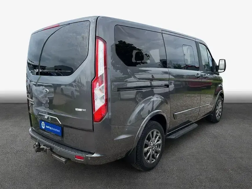 Gebraucht Ford Tourneo Custom Titanium X 185 PS (136 kW) 2021 Grau Van