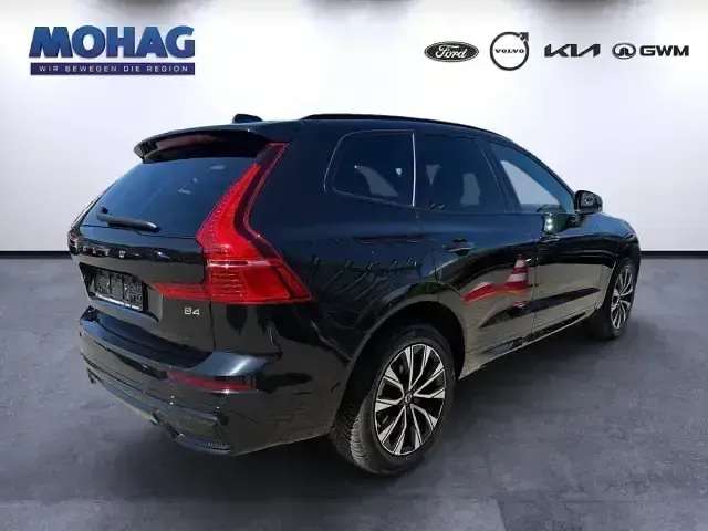 Gebraucht Volvo XC60 Plus 250 PS (183 kW) 2024 Schwarz SUV
