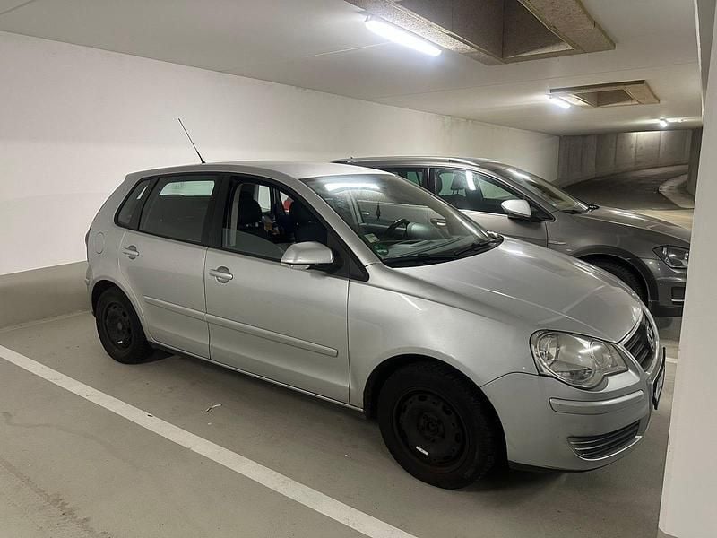 Gebraucht VW Polo 75 PS (55 kW) 2007 Silber Kleinwagen