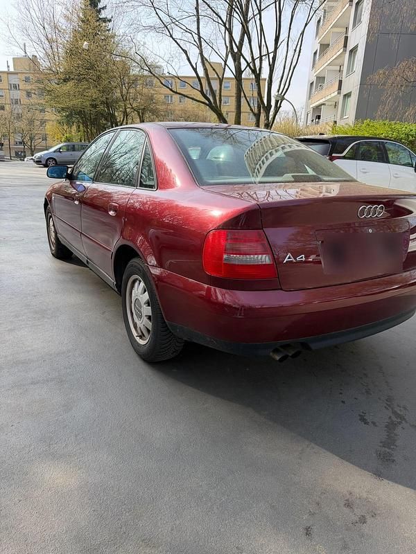 Gebraucht Audi A4 150 PS (110 kW) 2000 Limousine