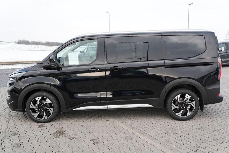 Neu Ford Tourneo Active 170 PS (125 kW) 2026 Schwarz Van / Kleinbus