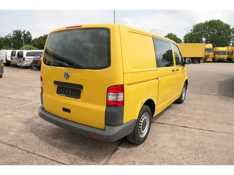 Gebraucht VW T5 84 PS (61 kW) 2011 Ginstergelb r1032 Van