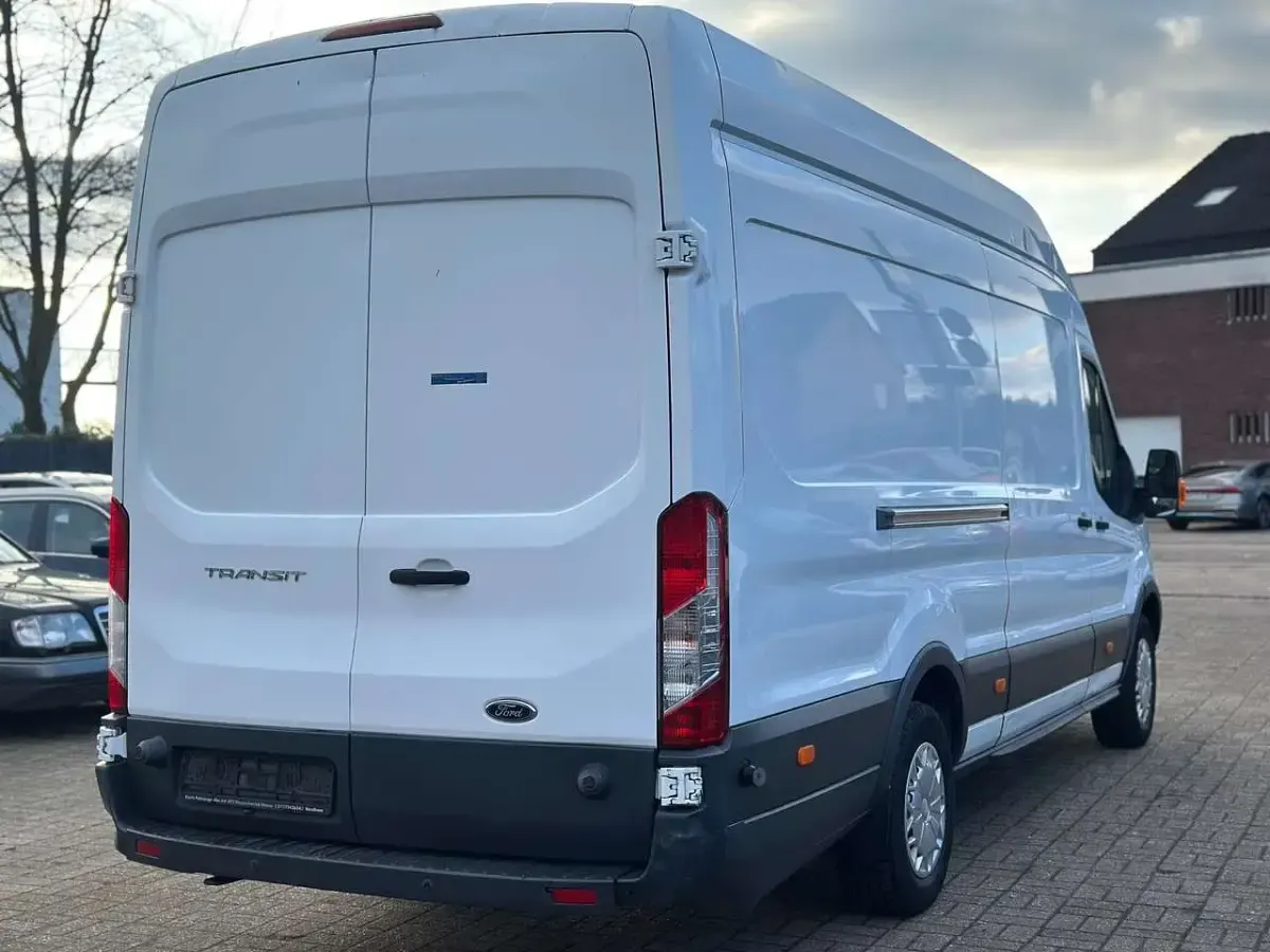 Occasion Ford Transit 155 ch (114 kW) 2014 Blanc Van