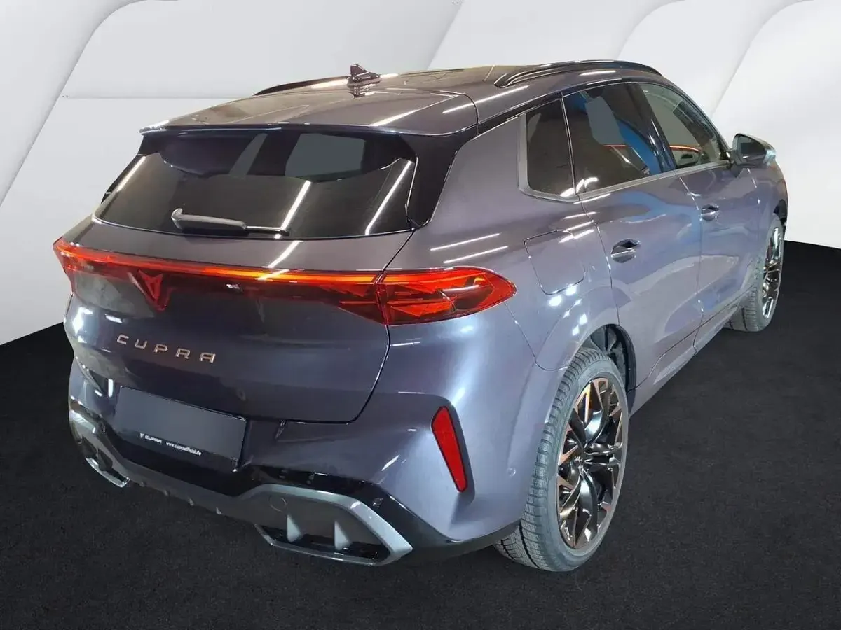 Gebraucht Cupra Terramar 204 PS (150 kW) 2025 Violett SUV