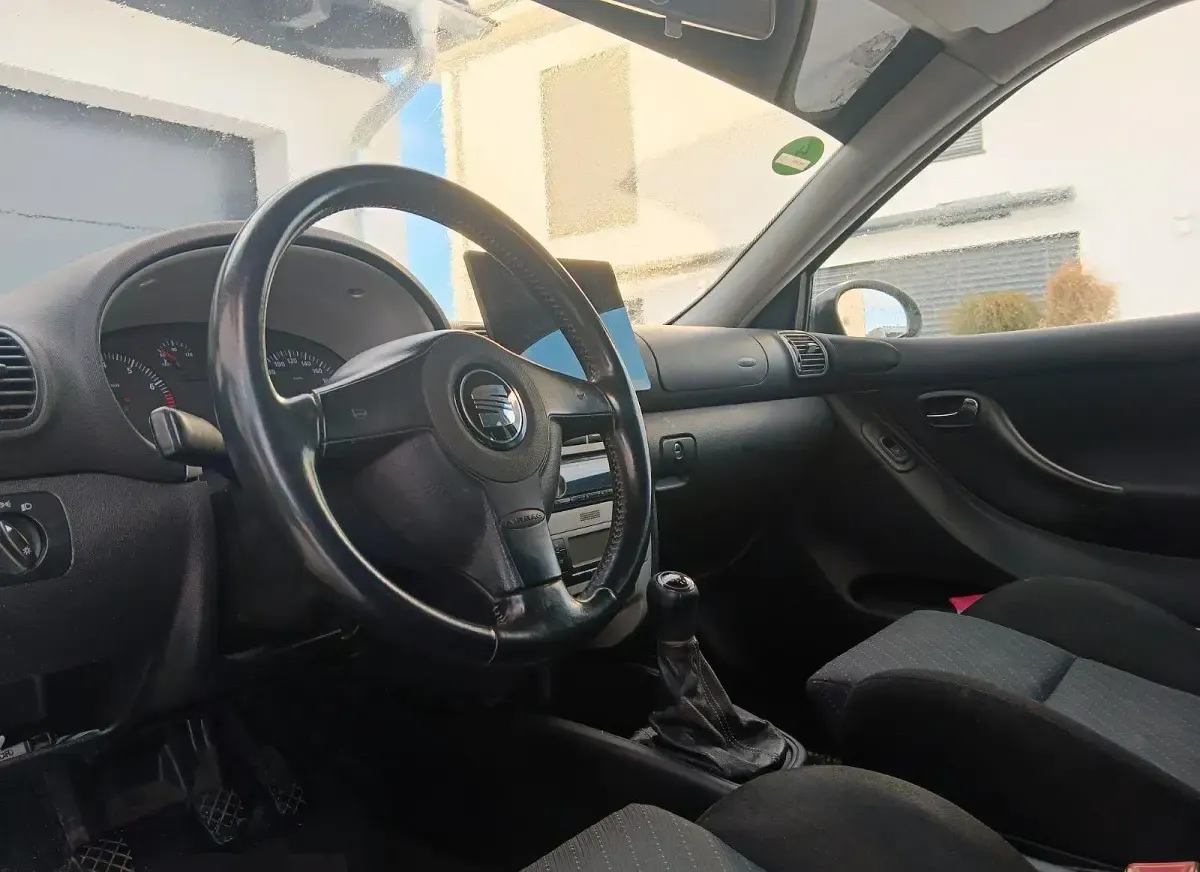 Gebraucht Seat Leon Stella 105 PS (77 kW) 2004 Blau Kleinwagen