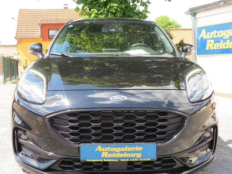 Second-hand Ford Puma ST-Line 125 CP (91 kW) 2022 Negru SUV
