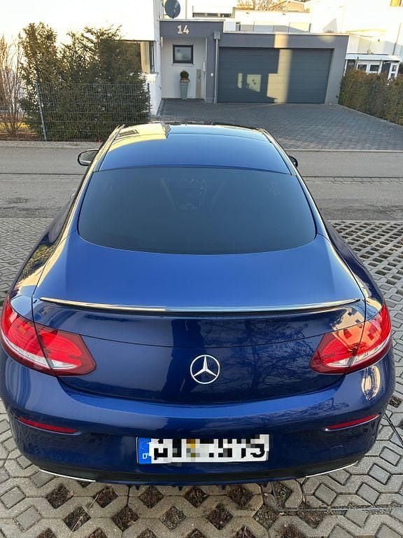 Gebraucht Mercedes C300 AMG line 245 PS (180 kW) 2016 Blau Coupé
