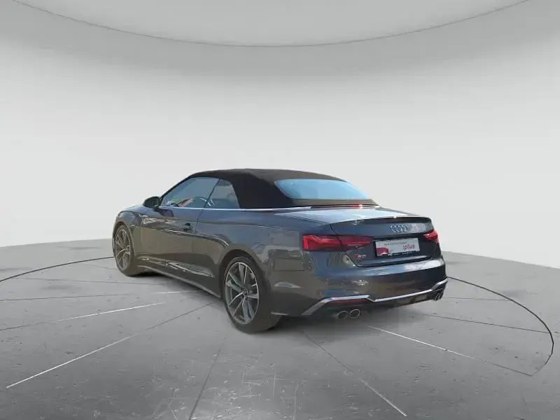 Gebraucht Audi S5 Cabriolet Ambiente 354 PS (260 kW) 2024 Daytonagrau perleffekt verdeck schwarz Cabrio