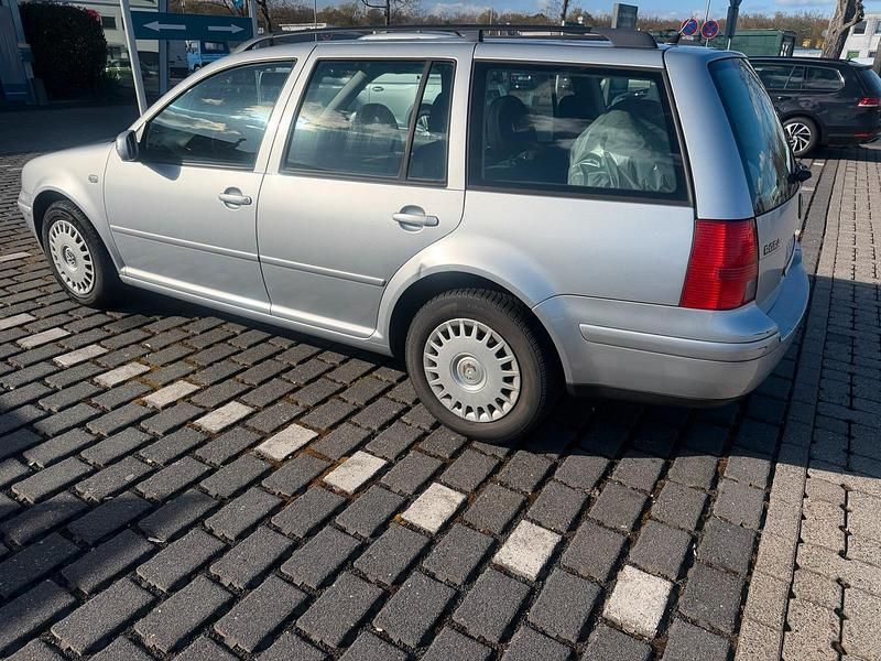 Gebraucht VW Bora 105 PS (77 kW) 2002 Silber Kombi