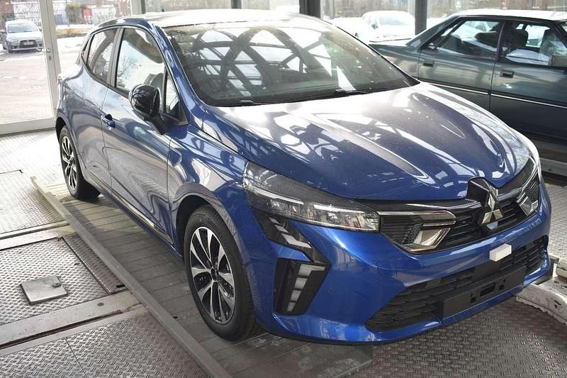 Neu Mitsubishi Colt Plus 67 PS (49 kW) 2025 Royalblau Kleinwagen