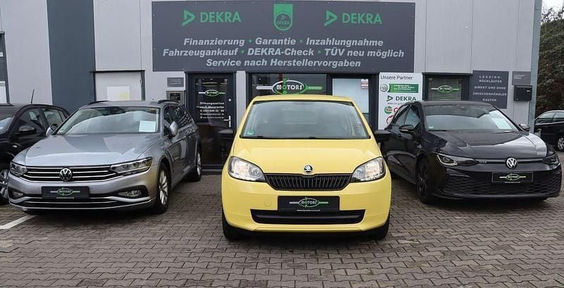 Gebraucht Skoda Citigo Cool Edition 60 PS (44 kW) 2017 Gelb Kleinwagen