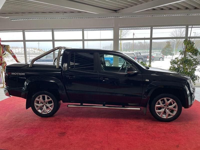 Gebraucht VW Amarok Highline 224 PS (164 kW) 2018 Deep black perleffekt Abholung