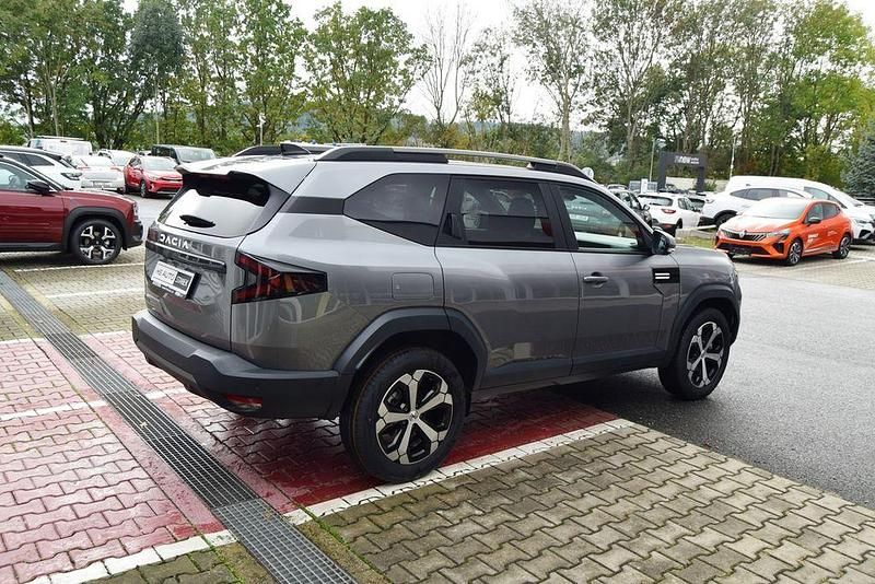 Neu Dacia Bigster Journey 140 PS (102 kW) 2026 Grau SUV