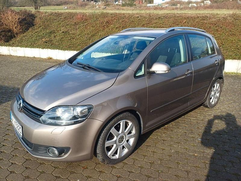 Gebraucht VW Golf Plus Cross Highline 140 PS (102 kW) 2011 Grau Van / Kleinbus