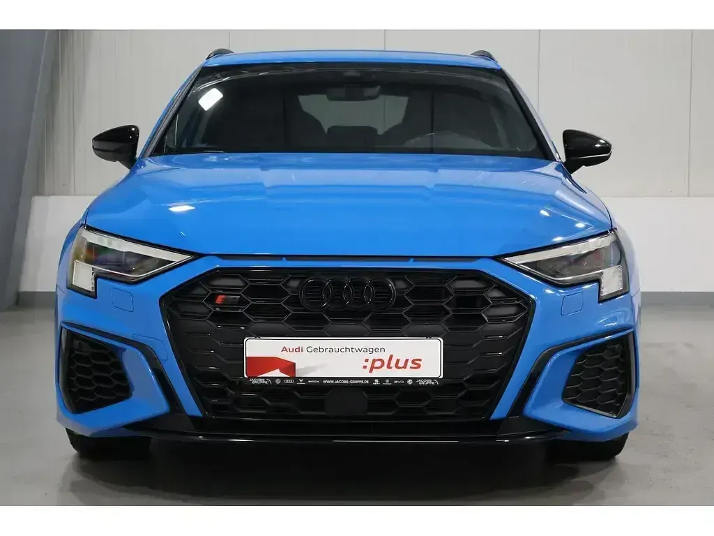 Gebraucht Audi S3 Ambiente 310 PS (228 kW) 2023 Blau Limousine