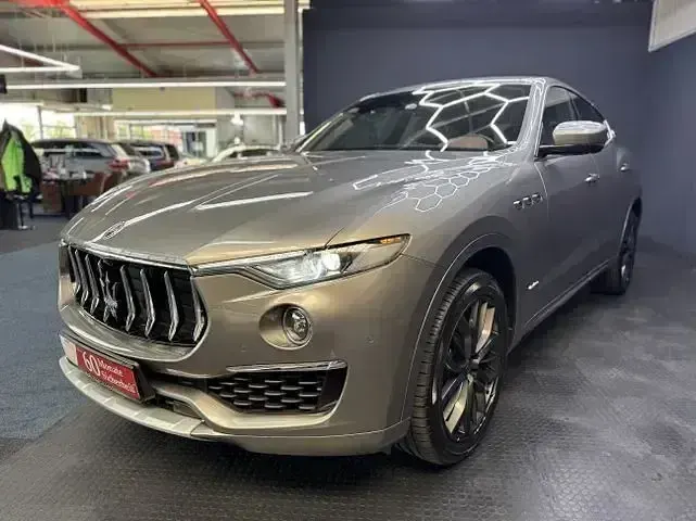 Gebraucht Maserati Levante GranLusso 349 PS (256 kW) 2019 Grau SUV