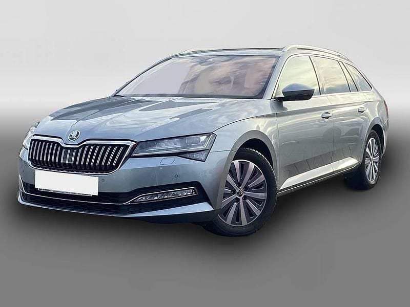 Gebraucht Skoda Superb Style 150 PS (110 kW) 2021 Grau Kombi