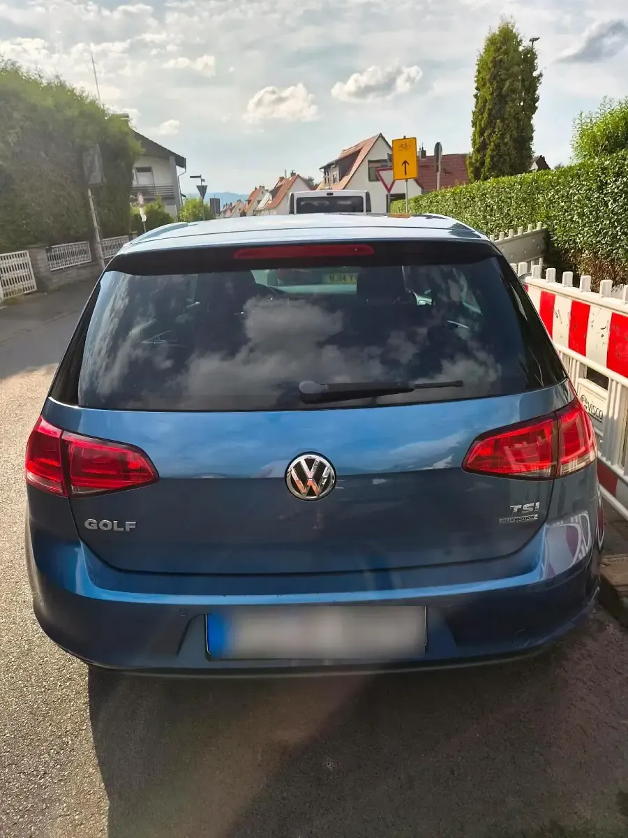 Gebraucht VW Golf VII 86 PS (63 kW) 2013 Blau Limousine