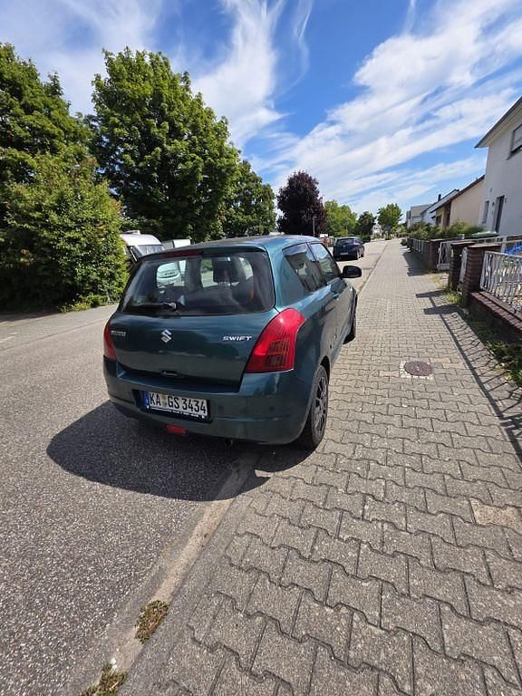 Gebraucht Suzuki Swift Comfort 102 PS (75 kW) 2005 Grün Kleinwagen