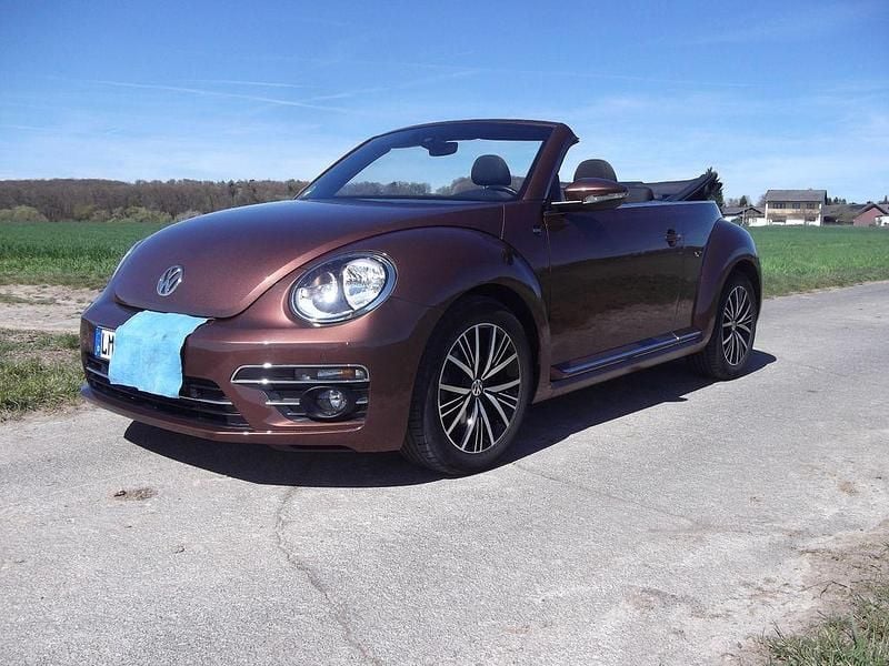 Gebraucht VW Beetle Sound 105 PS (77 kW) 2017 Braun Kleinwagen