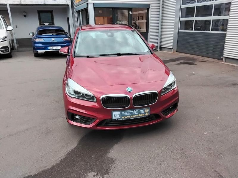 Gebraucht BMW 225 Advantage 231 PS (169 kW) 2016 Rot Kombi