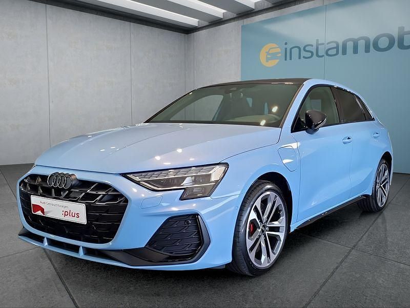 Blau Gebraucht 2025 Audi A3 e-tron Kleinwagen | 57.799 € - Bild 1/4