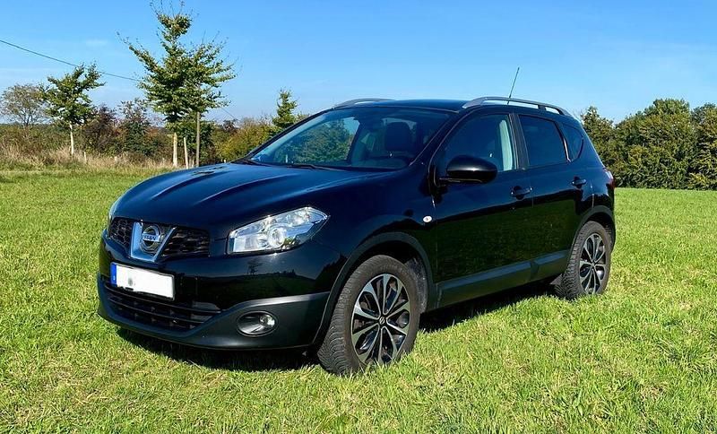 Schwarz Gebraucht 2011 Nissan Qashqai I-Way SUV | 6.200 € (Fairer Preis) - Bild 1/4