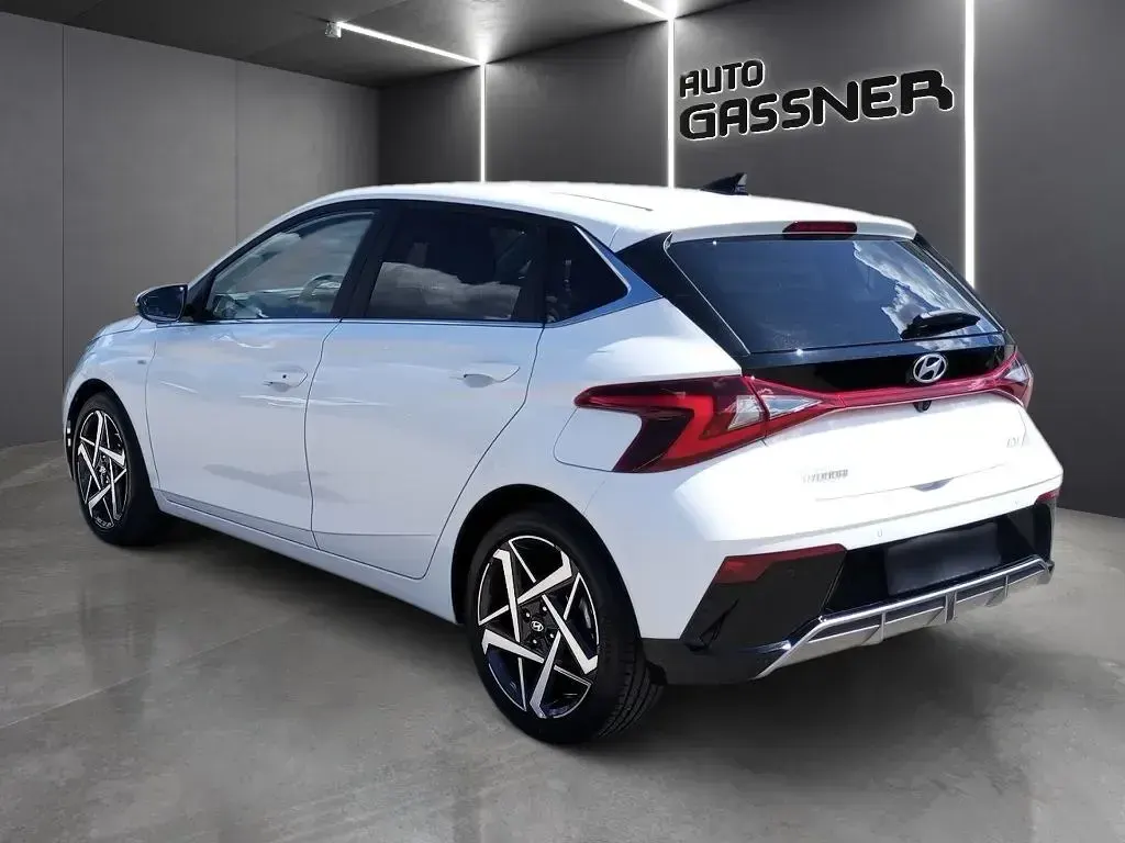 Gebraucht Hyundai i20 Prime 120 PS (88 kW) 2023 Weiß Kleinwagen