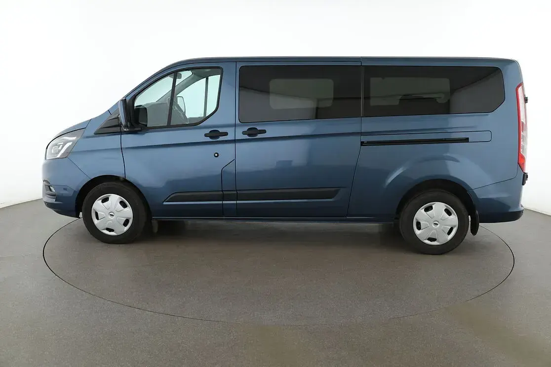 Gebraucht Ford Transit Trend 170 PS (125 kW) 2018 Blau Kombi