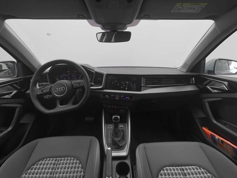 Gebraucht Audi A1 Advanced Plus 116 PS (85 kW) 2025 Pfeilgrau perleffekt/mythossch SUV