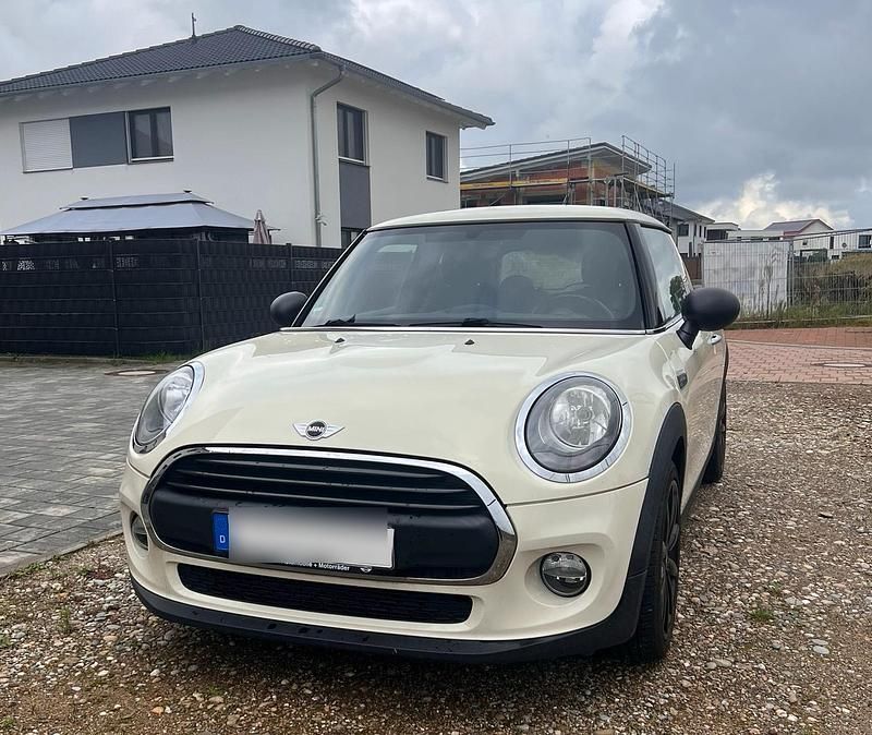 Weiß Gebraucht 2017 Mini Cooper Kleinwagen | 10.800 € (Guter Preis) - Bild 1/4