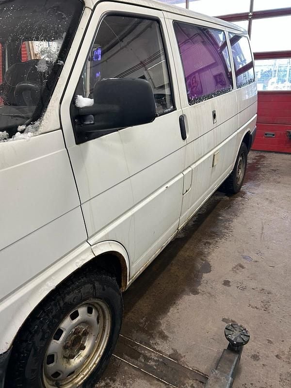 Gebraucht VW T4 68 PS (50 kW) 1996 Weiß Van