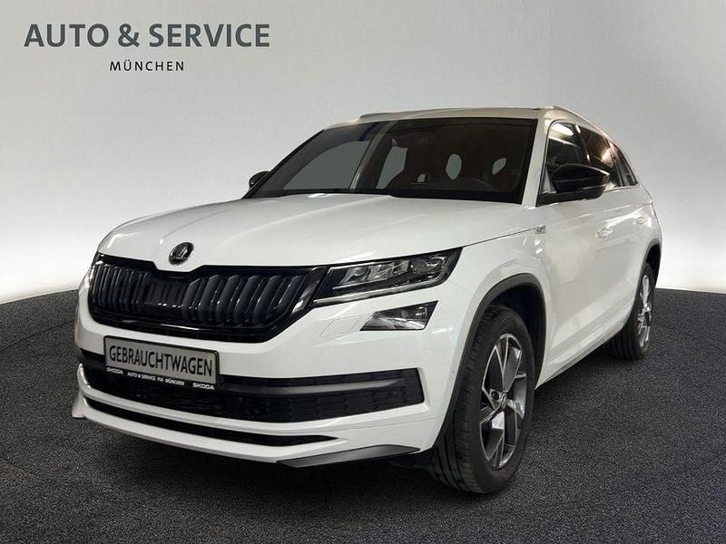 Weiß Gebraucht 2021 Skoda Kodiaq SportLine SUV | 30.760 € (Guter Preis) - Bild 1/4