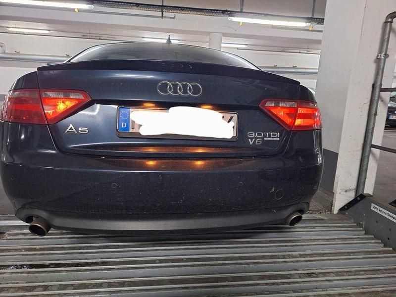 Gebraucht Audi A5 239 PS (175 kW) 2009 Blau Coupé