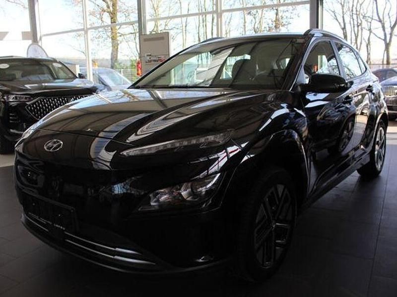 Schwarz Gebraucht 2022 Hyundai Kona Select SUV | 19.490 € (Fairer Preis) - Bild 1/4