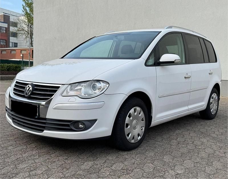 Weiß Gebraucht 2009 VW Touran Van / Kleinbus | 3.450 € (Superpreis) - Bild 1/4