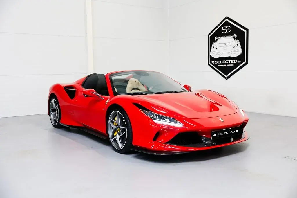 Gebraucht Ferrari F8 721 PS (530 kW) 2022 Rot Cabrio